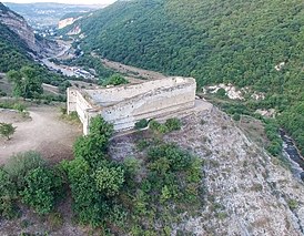 Хучнинская крепость или Крепость семи братьев и одной сестры